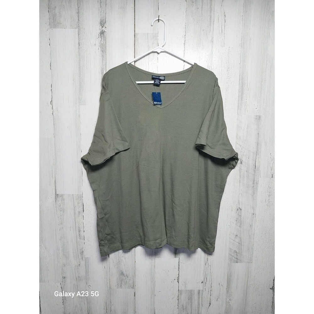 Venezia 26/28 Green V Neck Short Sleeve Tee NWT
